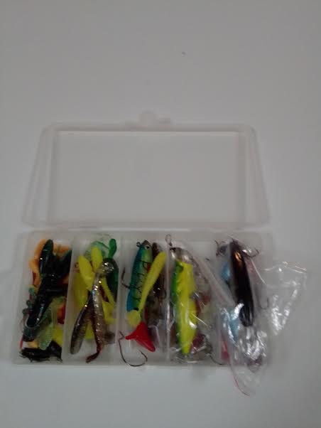 133 Pc Fishing Tackle Set – Spinner Baits, Wobblers, Jigs, Hooks, Sinkers & Storage Box | Freshwater Beginner Kit