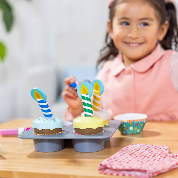 Melissa & Doug Bake and Decorate Wooden Cupcake Play Food Set